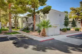 Photo #1: 2389423 Listing 