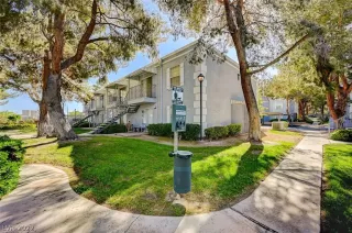 Photo #2: 2389423 Listing 