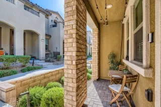 Photo #2: 2389433 Listing