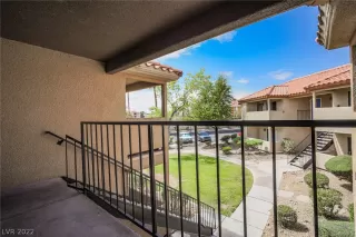 Photo #2: 2389440 Listing 