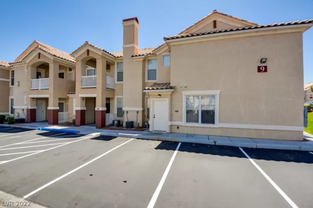 MLS: 2389456 Condo For Sale