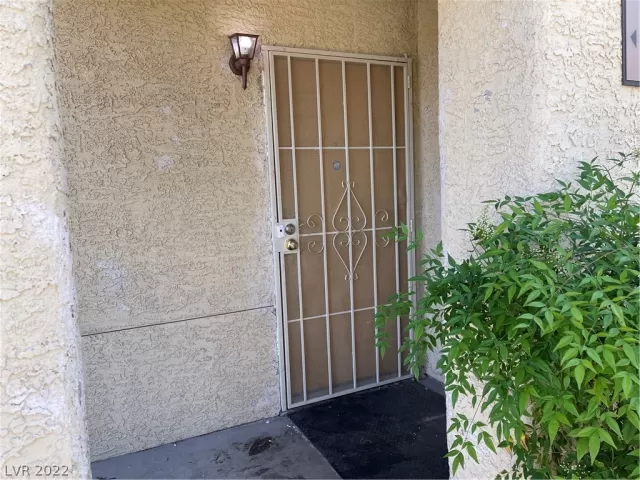 MLS: 2389471 Condo For Sale