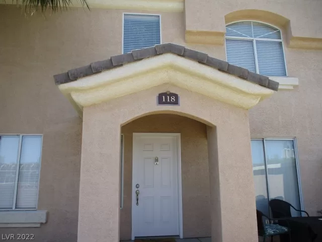 MLS: 2389497 Condo For Sale