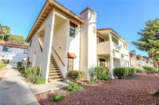 Photo #2: 2389511 Listing 