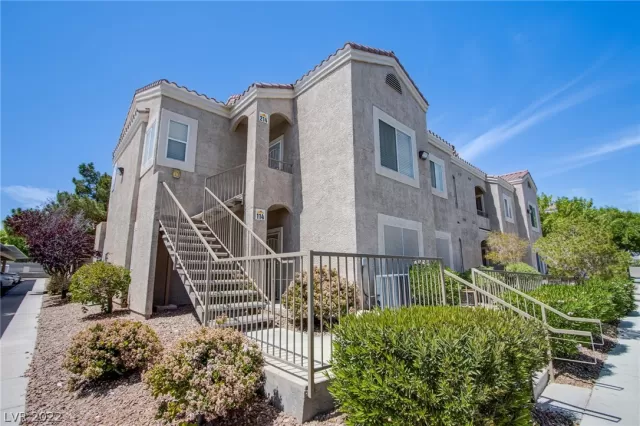 MLS: 2389538 Condo For Sale