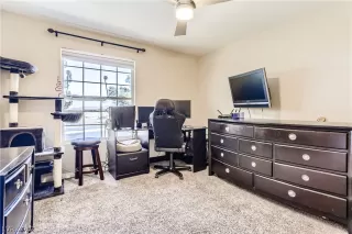 Photo #6: 2389548 Listing 