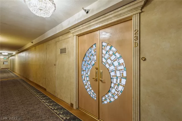 MLS: 2389576 Condo For Sale