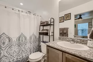 Photo #3: 2389585 Listing 