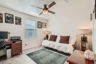 Photo #4: 2389585 Listing 