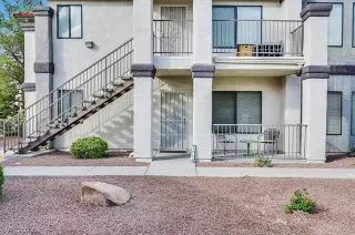 Photo #1: 2389641 Listing