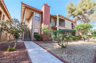 Photo #1: 2389715 Listing 