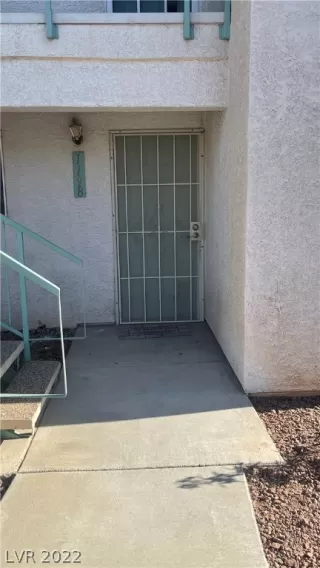 Photo #1: 2389731 Listing