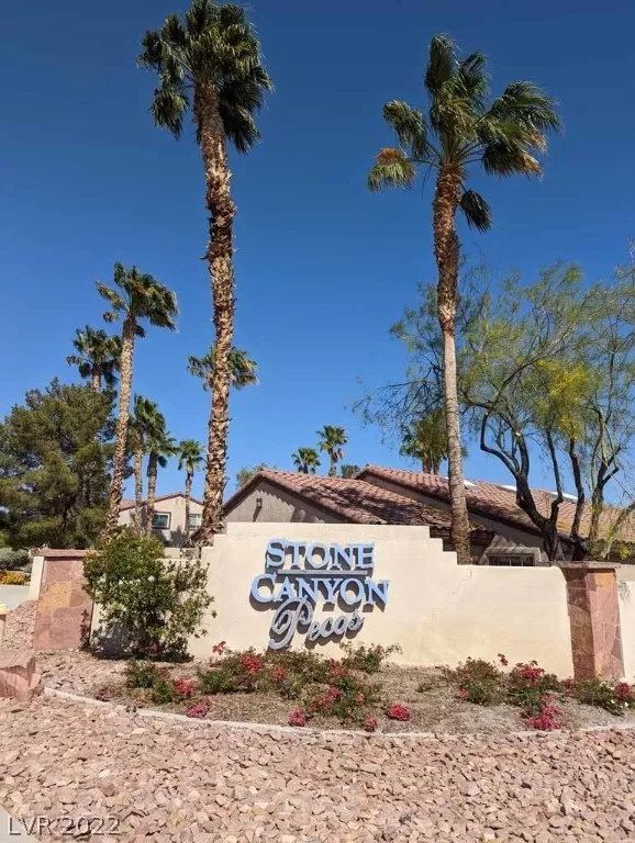 MLS: 2389742 Condo For Sale