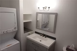 Photo #6: 2389752 Listing