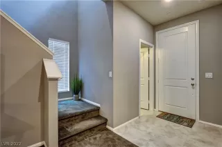 Photo #2: 2389814 Listing 