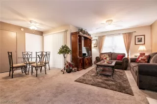 Photo #2: 2389819 Listing