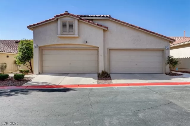 MLS: 2389836 Condo For Sale