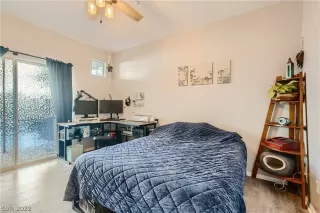 Photo #5: 2389845 Listing 