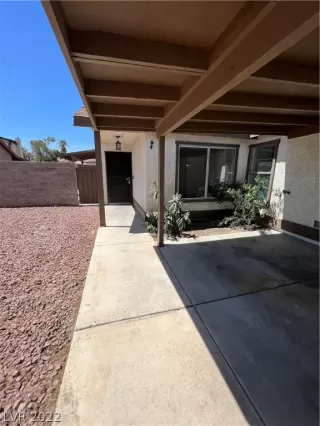 Photo #1: 2389921 Listing