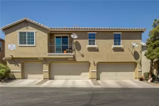 Photo #1: 2389950 Listing 