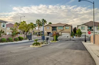 Photo #1: 2389960 Listing