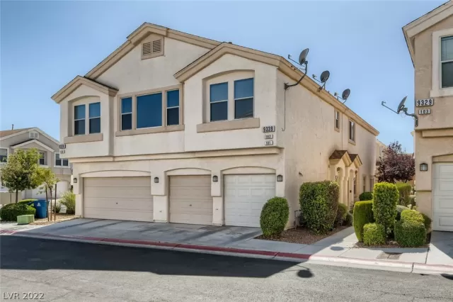 MLS: 2389968 Condo For Sale