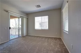 Photo #6: 2390088 Listing 