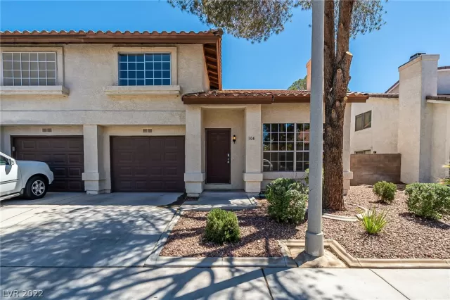 MLS: 2390105 Condo For Sale