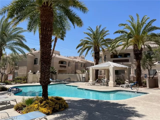 MLS: 2390181 Condo For Sale