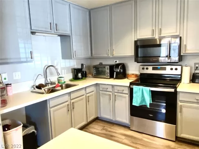 MLS: 2390186 Condo For Sale