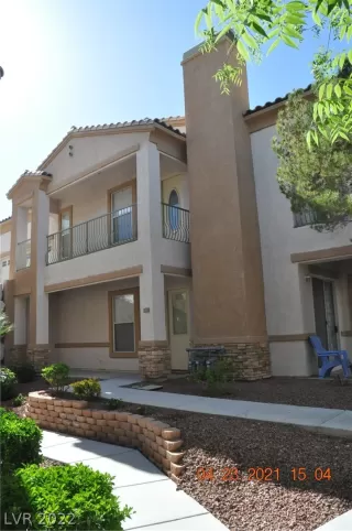 Photo #1: 2390200 Listing 