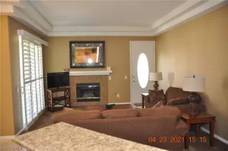 Photo #3: 2390200 Listing 