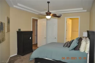 Photo #5: 2390200 Listing 