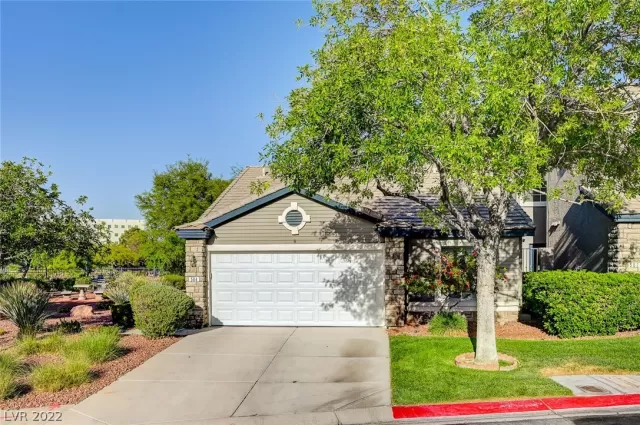 MLS: 2390395 Condo For Sale