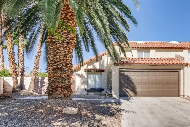 MLS: 2390457 Condo For Sale