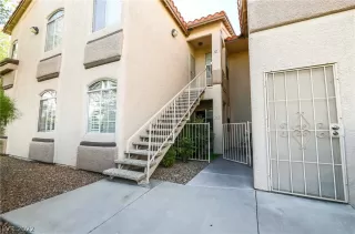 Photo #2: 2390465 Listing 