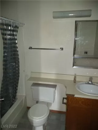 Photo #1: 2390473 Listing 