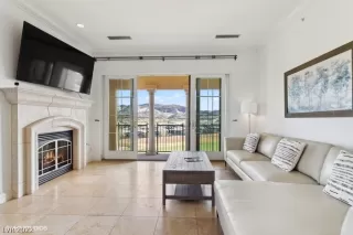 Photo #3: 2390480 Listing 