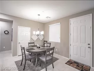 Photo #4: 2390658 Listing 