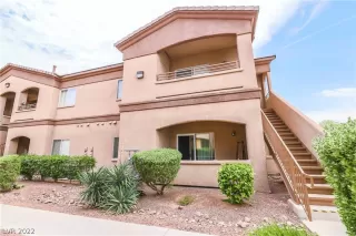 Photo #1: 2390665 Listing