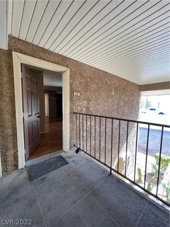 MLS: 2390675 Condo For Sale