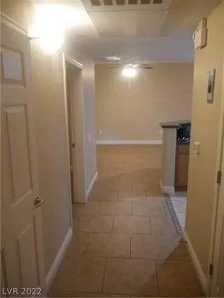 Photo #6: 2390704 Listing 