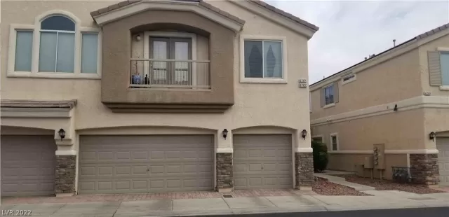 MLS: 2390770 Condo For Sale