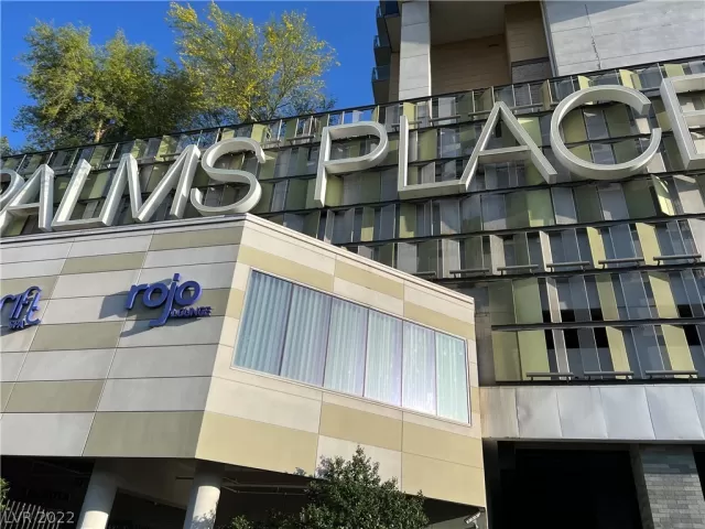 MLS: 2390838 Condo For Sale