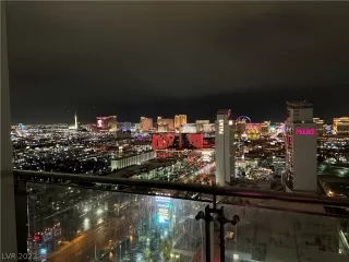 Photo #4: 2390838 Listing 