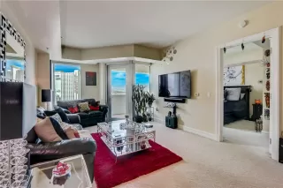 Photo #3: 2390876 Listing