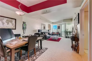 Photo #5: 2390876 Listing