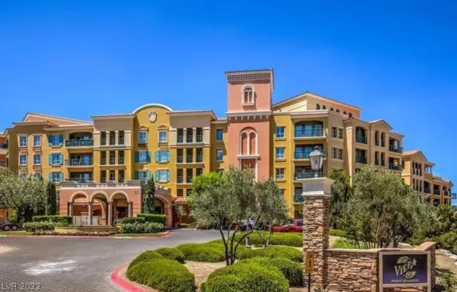 MLS: 2390935 Condo For Sale