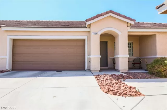 MLS: 2390947 Condo For Sale