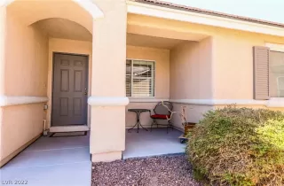 Photo #2: 2390947 Listing